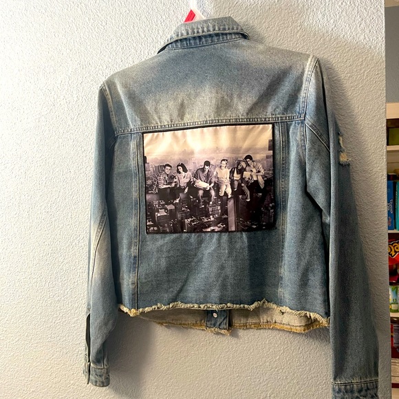 F.R.I.E.N.D.S. Distressed jean jacket Small - Picture 4 of 6